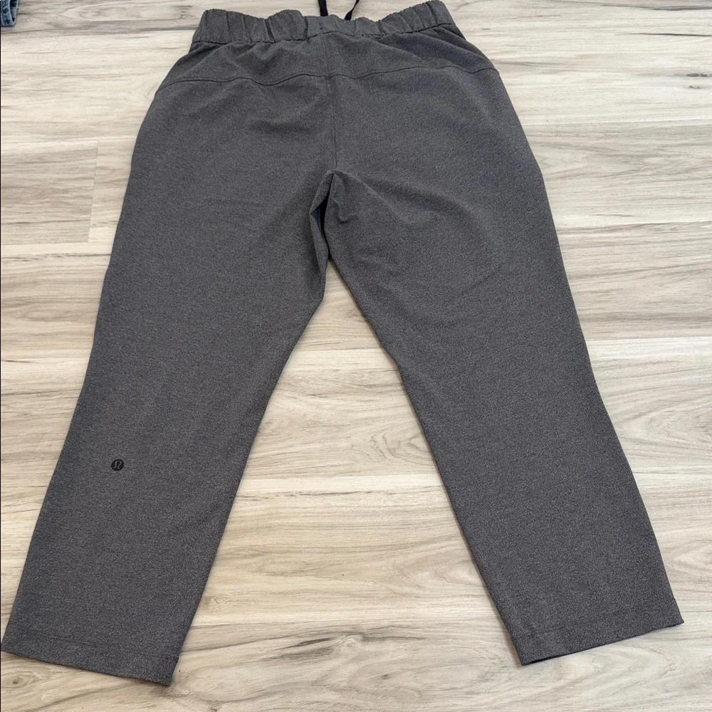 lululemon athletica comfortable gray